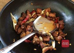 土豆炖牛腩的做法图解12