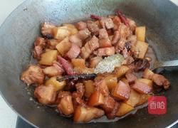 红烧肉炖土豆的做法图解10