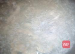 鲜虾猪腰瘦肉汤的做法图解3