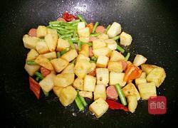 豆角火腿炒馒头的做法图解9