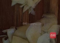 猪骨扁豆枸杞汤的做法图解3