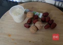 红枣核桃仁大米糊的做法图解1