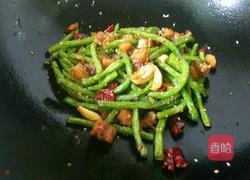 咸鱼炒豆角的做法图解9
