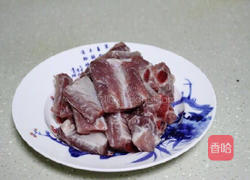 冬瓜排骨汤的做法图解1