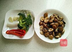 鲍汁小花菇的做法图解1