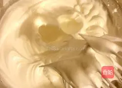 Chiffon cake (eight-inch) recipe illustration 8