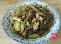 芹菜粉条的做法图解9