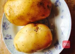 土豆烧鸡的做法图解1