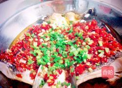 剁椒鱼头的做法图解10