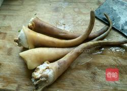 红烧猪尾巴的做法图解1