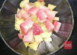 夏日水果沙拉的做法图解2