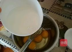 牛奶布丁的做法图解2