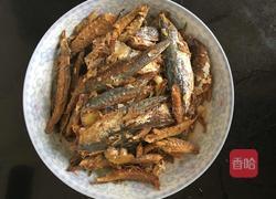 炒巴浪鱼干的做法图解4