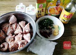 卤鸡头的做法图解1
