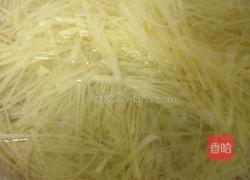 凉拌麻辣土豆丝的做法图解4