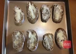 意式大蒜面包的做法图解5