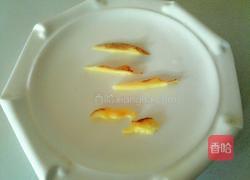 微波炉盐金昌鱼的做法图解5