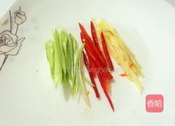 胡萝卜炒肉的做法图解4