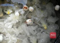 红枣紫薯银耳汤的做法图解2