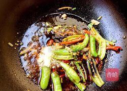 干煸香辣土豆条的做法图解6