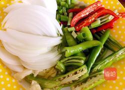 香辣牛蹄筋的做法图解2