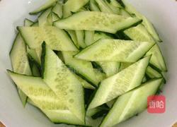 黄瓜炒蛋的做法图解2