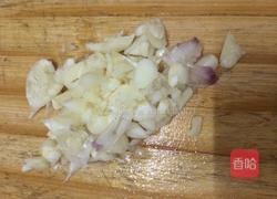 蒜蓉蒸丝瓜的做法图解3