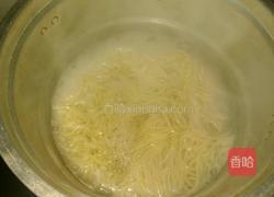 蘑菇肉酱荷包蛋面的做法图解11