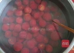 冰鎮(zhèn)楊梅湯的做法圖解4