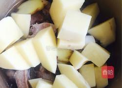 土豆排骨汤的做法图解5