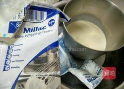 没有抹刀做的奶油水果蛋糕的做法图解1