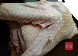 香菇焖鸭的做法图解1