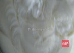 6寸戚风蛋糕的做法图解3