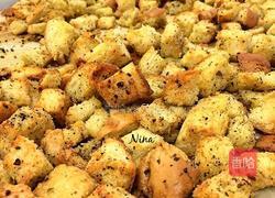 香烤法棍面包粒的做法图解4