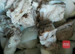 萝卜排骨汤的做法图解4