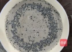 芝麻牛奶的做法图解6