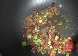 土豆腊肠焖饭的做法图解5