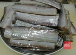 干炸带鱼的做法图解3