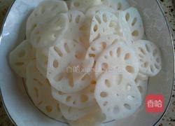 孜然藕片的做法图解1