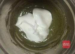 抹茶奶油蛋糕卷的做法图解10