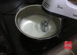 戚风蛋糕的做法图解6