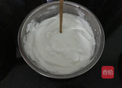 戚风蛋糕的做法图解7