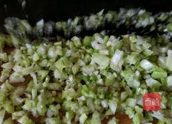 芹菜素丸子的做法图解1