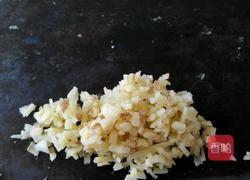 芹菜素丸子的做法图解3