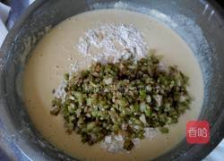 芹菜素丸子的做法图解8