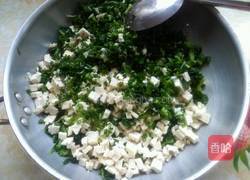 小油菜豆腐虾皮包子的做法图解3