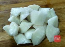 白罗卜肉丸汤的做法图解2