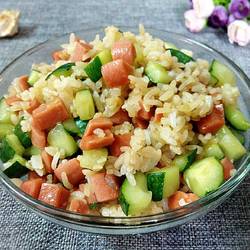 黄瓜火腿炒饭的做法[图]