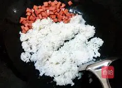 Cucumber and ham fried rice recipe illustration 4