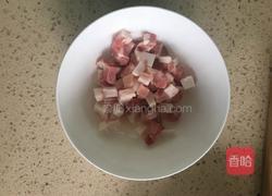 肉丁豆角打卤面的做法图解1